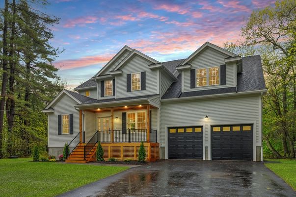Attached, Exterior, Facade, Farmhouse