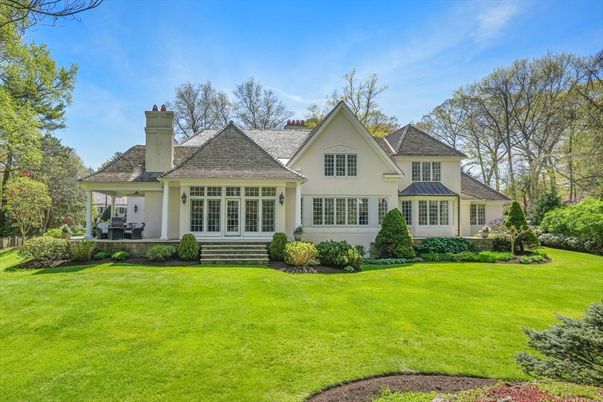 Backyard, Exterior, Facade, Farmhouse