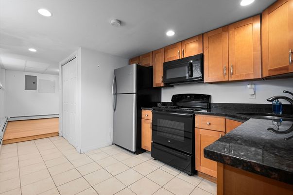 Interior, Kitchen, Recessed Lighting