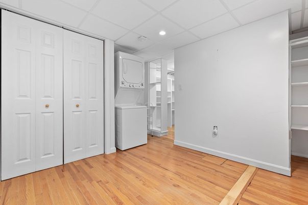 Interior, Recessed Lighting, Utility Closets, Washer, Wood Texture Flooring