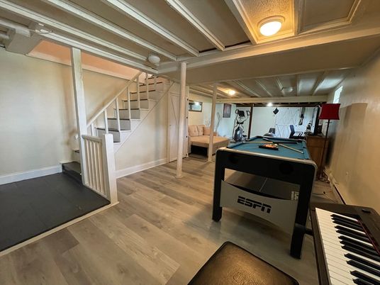 Billiard Table, Game Room, Interior, Piano, Wood Texture Flooring