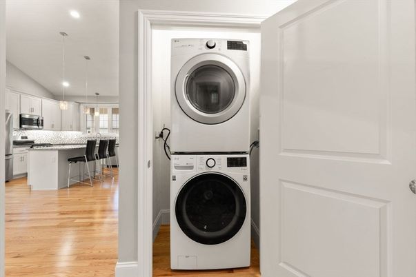 Interior, Kitchen, Pendant Lights, Recessed Lighting, Utility Closets, Washer, Wood Texture Flooring