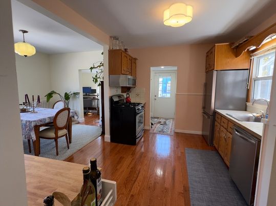 Dining room, Interior, Kitchen, Pendant Lights, Wood Texture Flooring