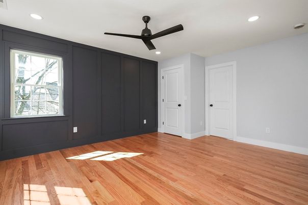 Empty room, Interior, Recessed Lighting, Wood Texture Flooring
