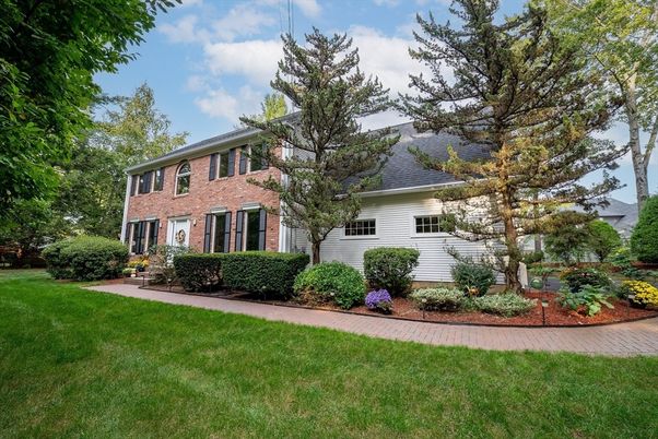 Backyard, Exterior, Facade, Brick Facade, Georgian
