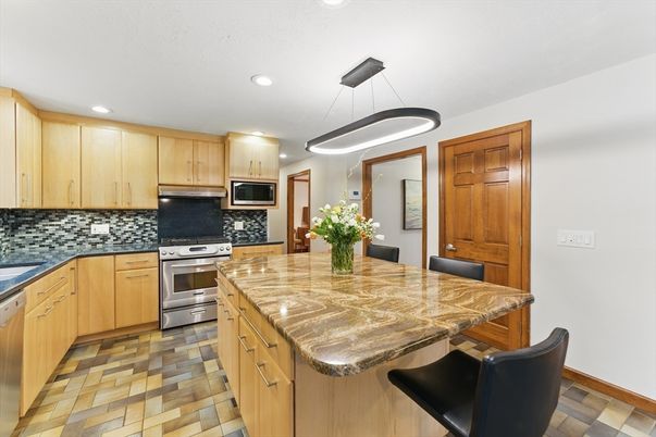 Interior, Kitchen, Pendant Lights, Recessed Lighting, Stainless Steel Appliances