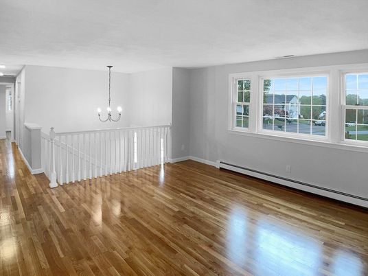 Chandelier, Empty room, Interior, Pendant Lights, Wood Texture Flooring