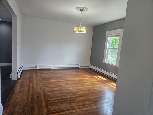 Empty room, Interior, Pendant Lights, Wood Texture Flooring