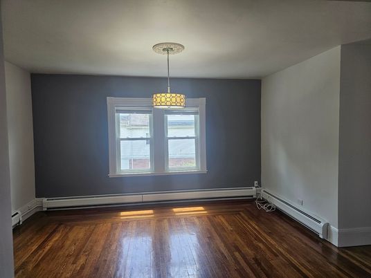 Chandelier, Empty room, Interior, Wood Texture Flooring