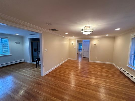 Empty room, Interior, Recessed Lighting, Wood Texture Flooring