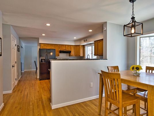 Dining room, Interior, Kitchen, Pendant Lights, Recessed Lighting, Wood Texture Flooring