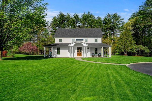 Backyard, Exterior, Facade, Georgian