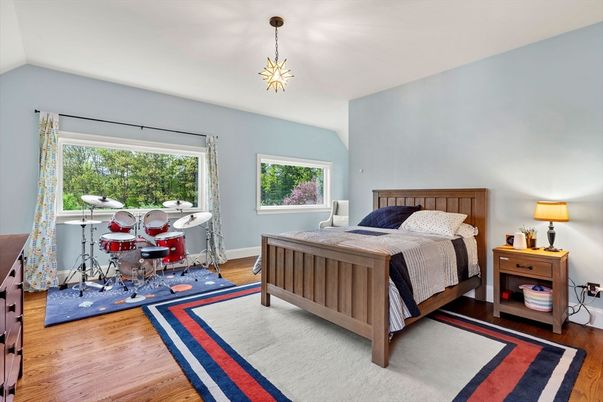 Bedroom, Interior, Pendant Lights, Wood Texture Flooring