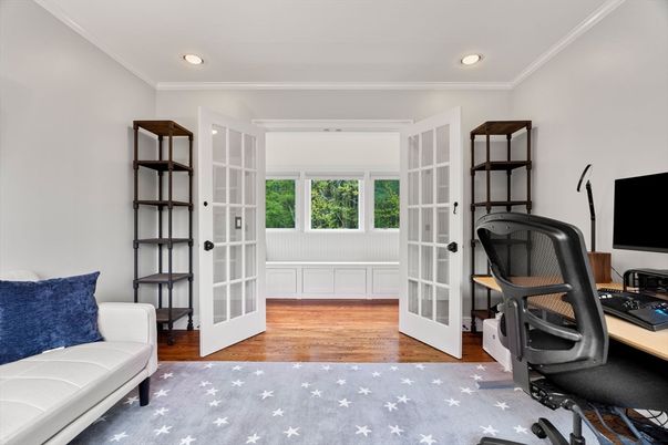 Home Office, Interior, Recessed Lighting, Wood Texture Flooring