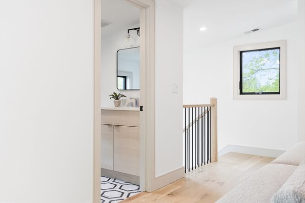 Bathroom, Interior, Recessed Lighting, Wood Texture Flooring