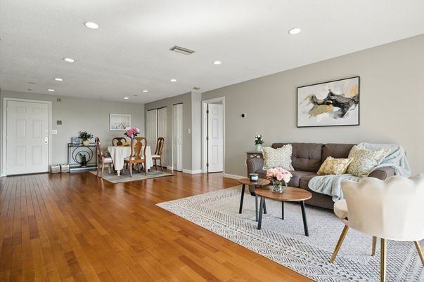 Dining room, Interior, Living room, Recessed Lighting, Wood Texture Flooring