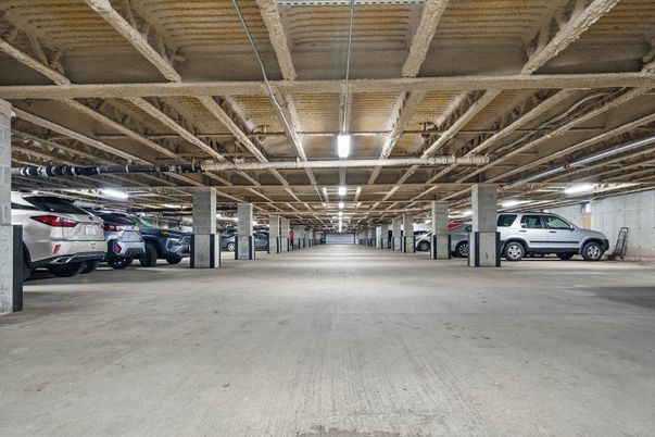 Garage, Interior, Wooden Beams