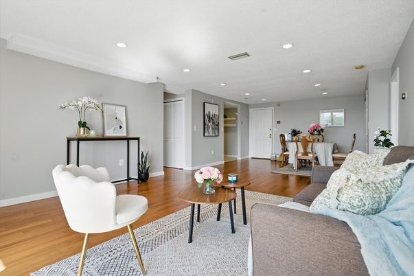 Dining room, Interior, Living room, Recessed Lighting, Wood Texture Flooring