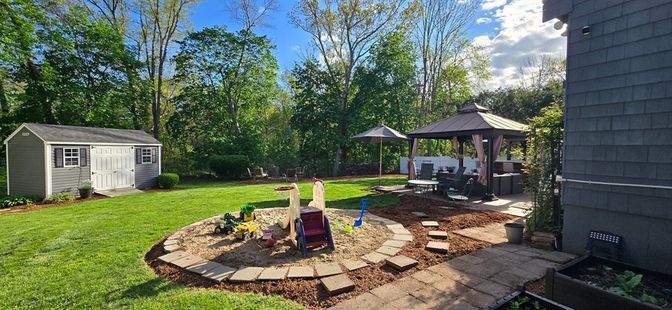 Backyard, Exterior