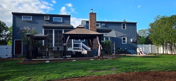 Backyard, Exterior, Facade, Modern