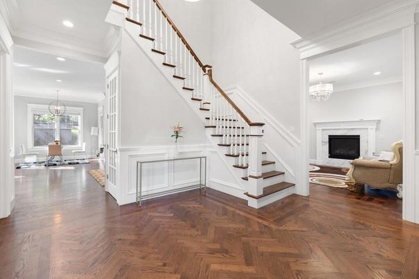 Chandelier, Dining room, Fireplace, Interior, Recessed Lighting, Wood Texture Flooring