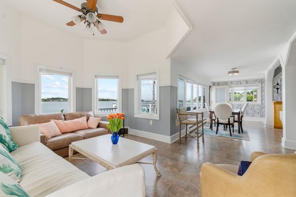 Dining room, Interior, Living room, Water