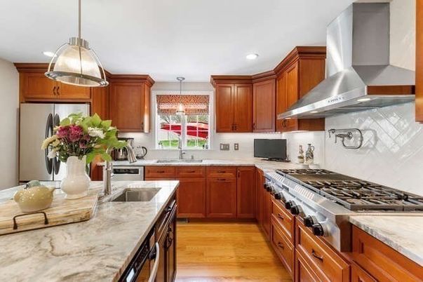 Chandelier, Interior, Kitchen, Pendant Lights, Recessed Lighting, Stainless Steel Appliances, Wood Texture Flooring
