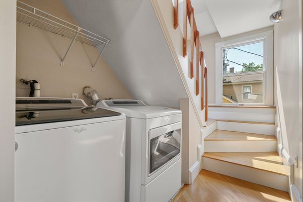 Interior, Utility Closets, Washer, Wood Texture Flooring
