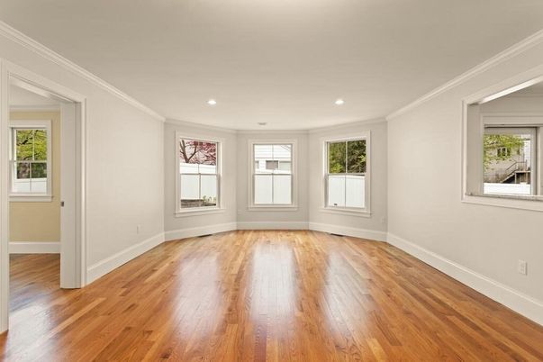 Empty room, Interior, Recessed Lighting, Wood Texture Flooring