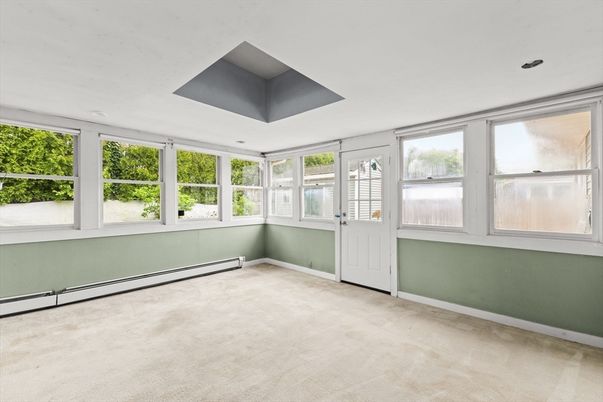 Empty room, Interior, Sun Room