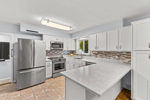 Interior, Kitchen, Stainless Steel Appliances