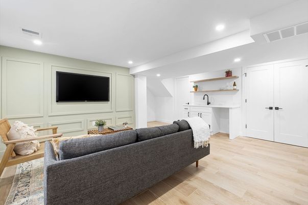 Interior, Living room, Recessed Lighting, Wood Texture Flooring