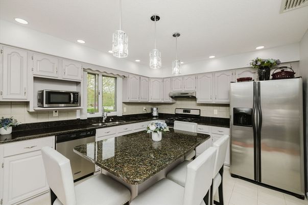 Interior, Kitchen, Pendant Lights, Recessed Lighting, Stainless Steel Appliances