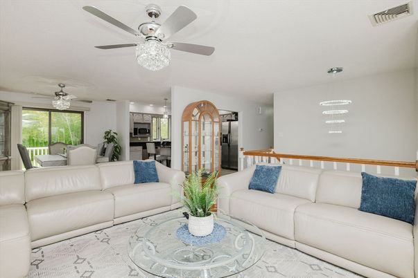 Dining room, Interior, Kitchen, Living room, Stainless Steel Appliances