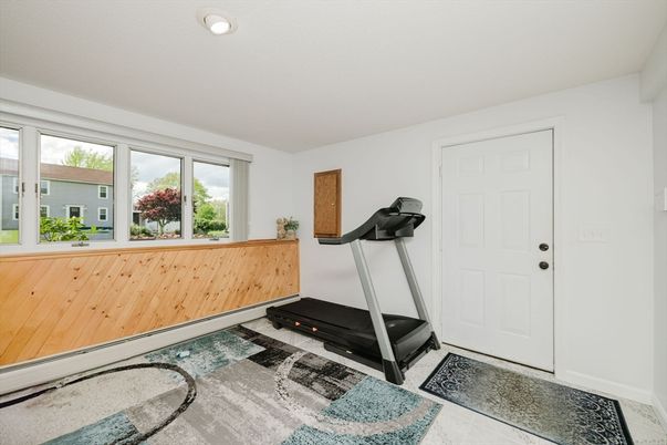 Fitness Equipment, Interior, Recessed Lighting
