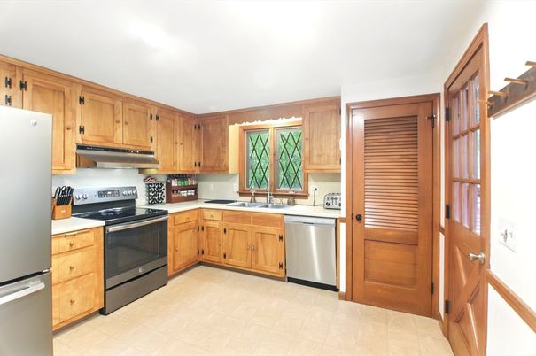Interior, Kitchen, Stainless Steel Appliances