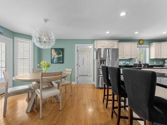 Chandelier, Dining room, Interior, Kitchen, Recessed Lighting, Stainless Steel Appliances, Wood Texture Flooring
