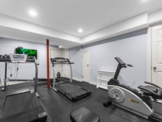 Fitness Equipment, Interior, Recessed Lighting