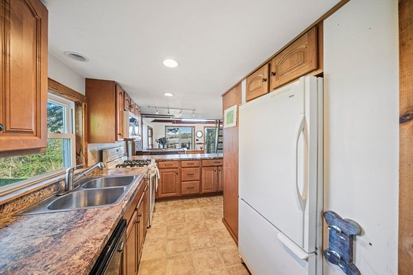 Interior, Kitchen, Recessed Lighting