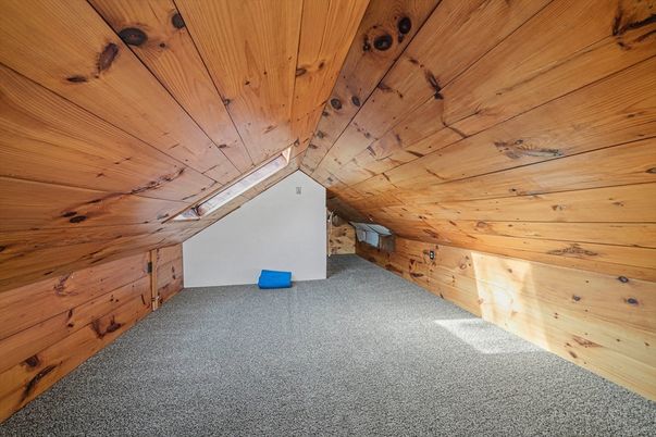 Empty room, Interior, Wooden Ceilings, Wooden Walls