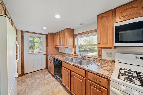 Interior, Kitchen, Recessed Lighting