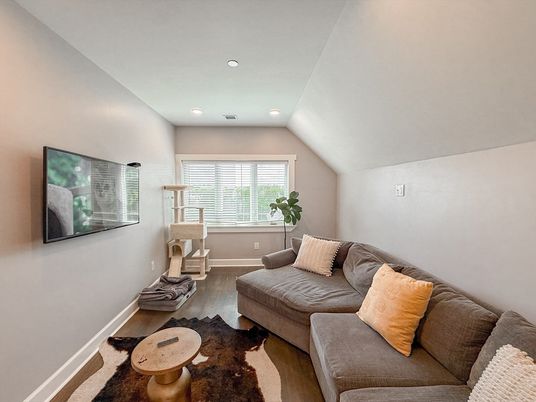 Interior, Living room, Recessed Lighting, Wood Texture Flooring