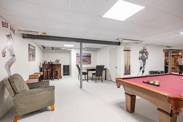 Billiard Table, Game Room, Interior, Recessed Lighting