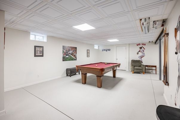 Billiard Table, Game Room, Interior, Recessed Lighting