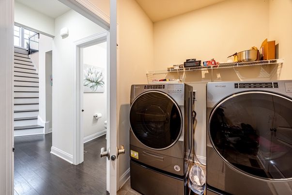 Interior, Utility Closets, Washer, Wood Texture Flooring