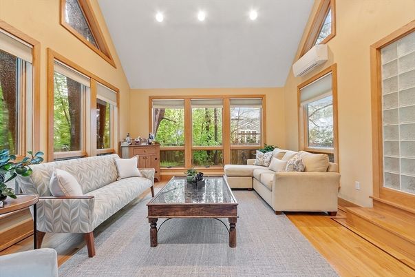 Interior, Living room, Recessed Lighting, Wood Texture Flooring