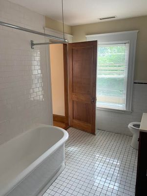 Bathroom, Free Standing Baths, Interior