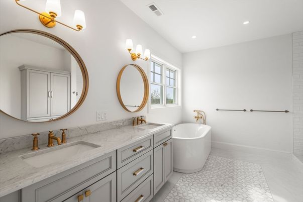 Bathroom, Dual Sink Vanities, Free Standing Baths, Interior, Recessed Lighting