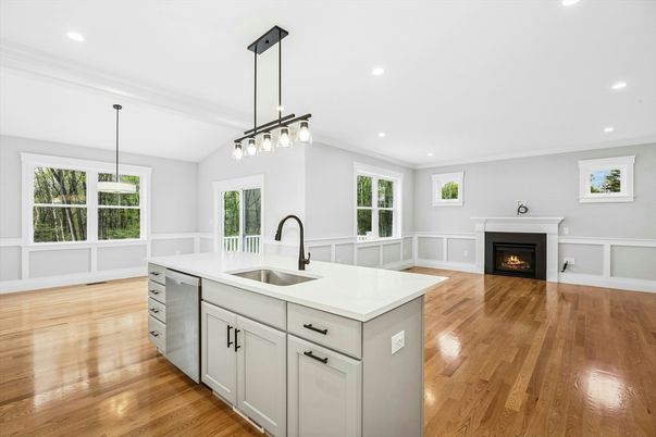 Fireplace, Interior, Kitchen, Pendant Lights, Recessed Lighting, Wood Texture Flooring