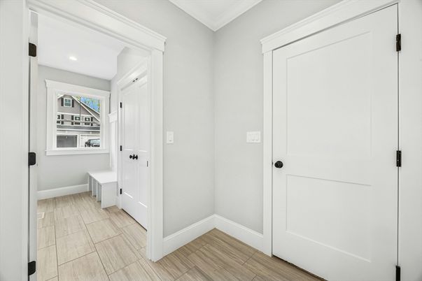 Interior, Recessed Lighting, Wood Texture Flooring